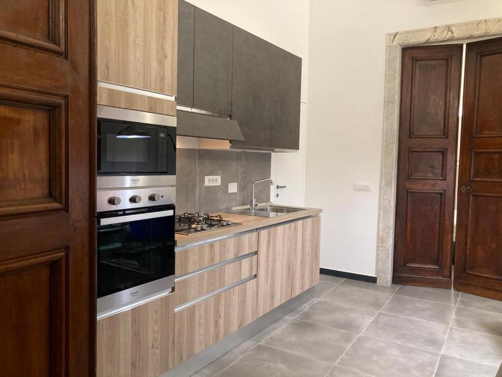 Happy Family Apartments U Papaviou Genua Exterior foto